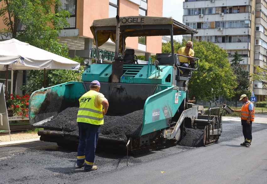 Stručnjaci smatraju da krediti samo kratkoročno gase požar