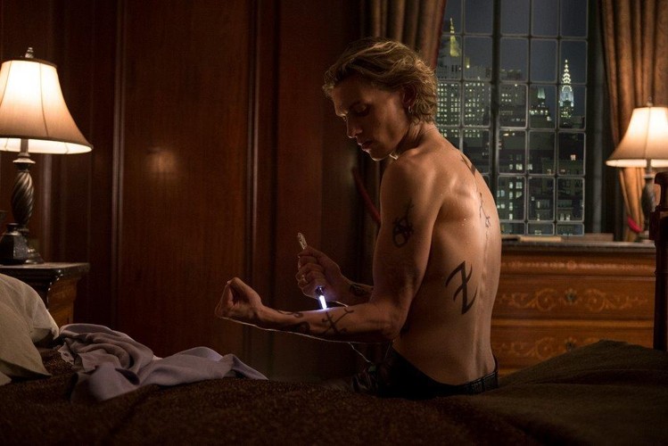 Jamie Campbell Bower w filmie 'Dary Anioła: Miasto kości'