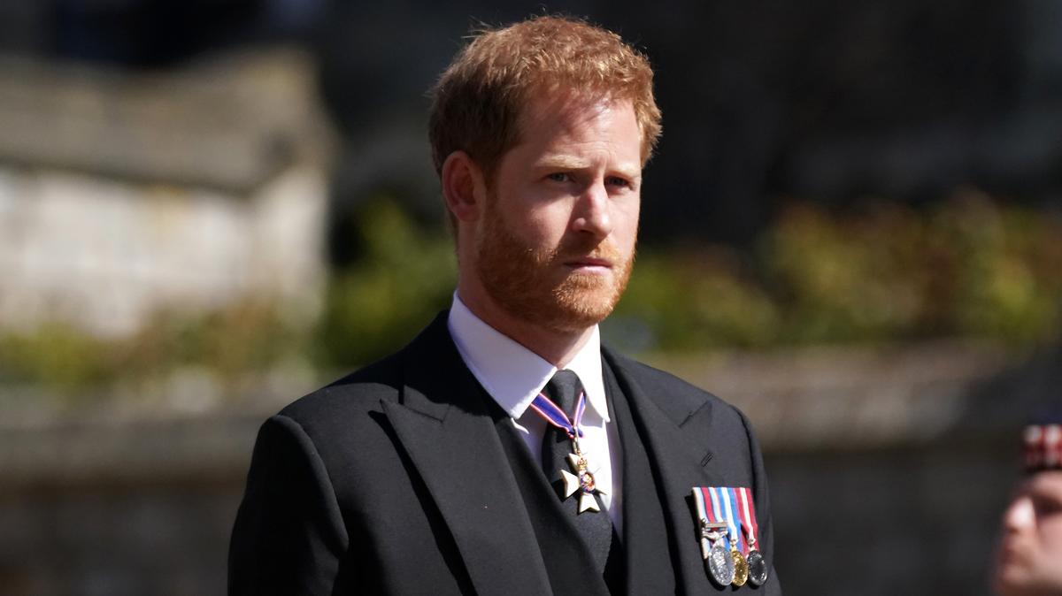 Óriási baj a palotában: Harry herceg után vizsgálódnak