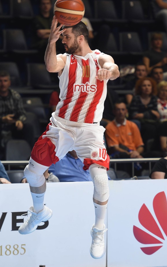 Branko Lazić se bacao za svaku loptu