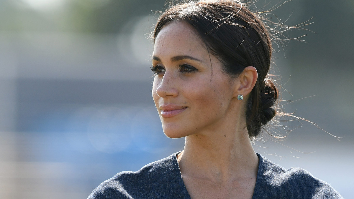 Meghan Markle w romantycznej sukience marki La Ligne [ZDJĘCIA]