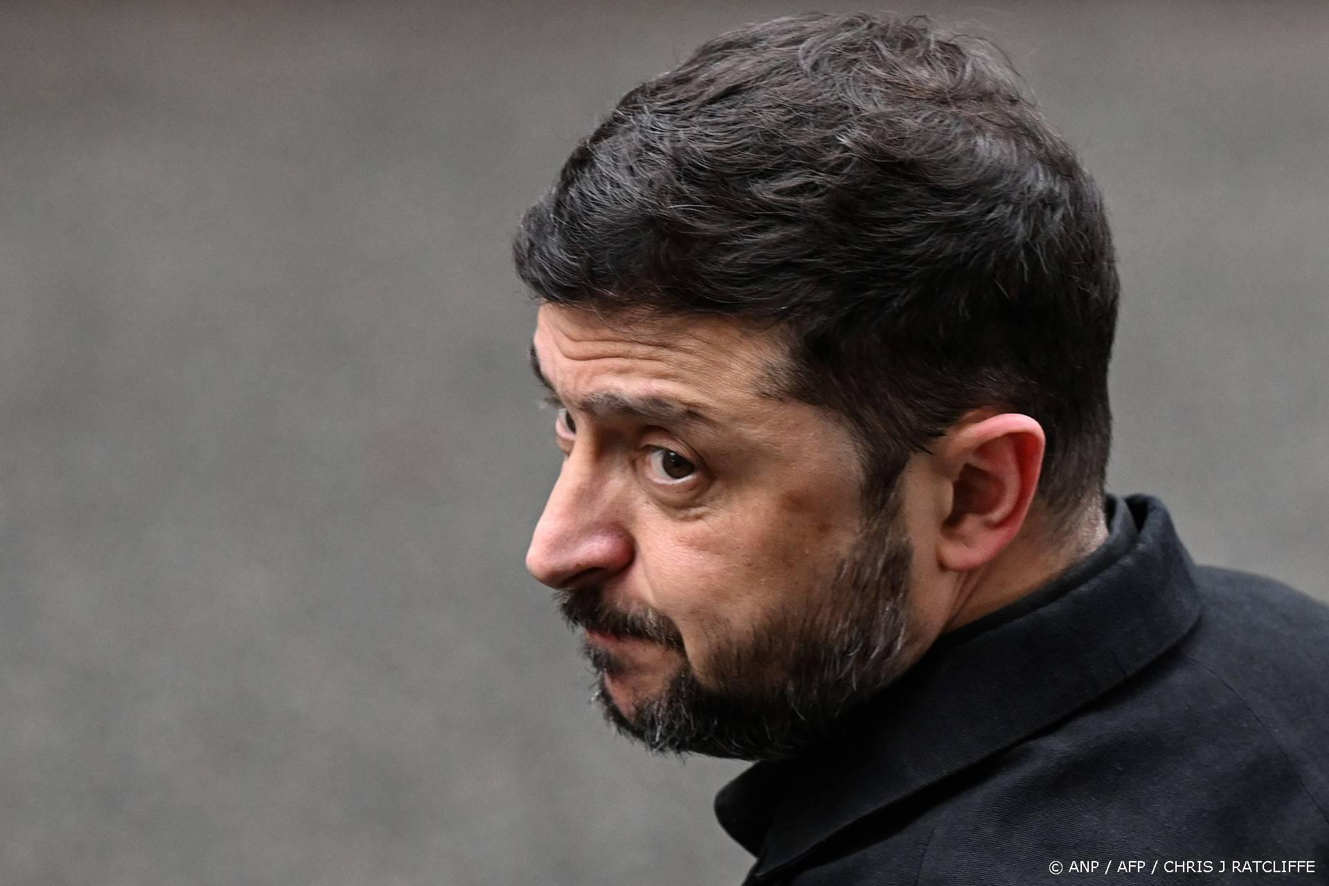 Zelensky laat Oekraïners stemmen over afstand van gebieden aan Rusland