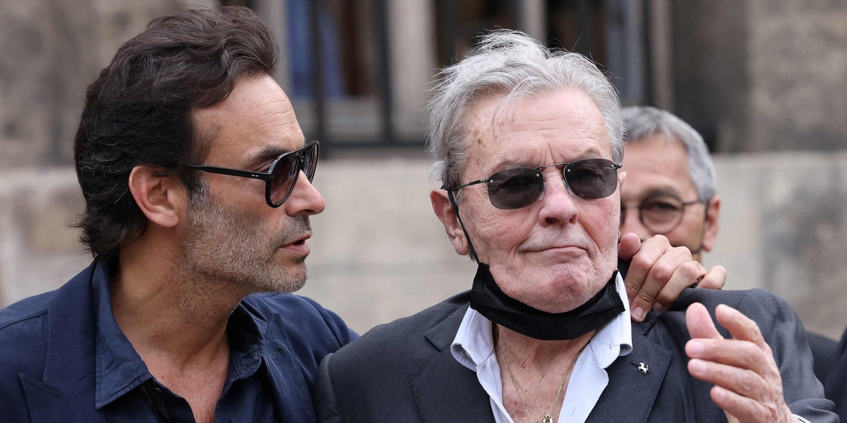 Alain Delon poprosił syna o przysługę. Anthony złożył ojcu obietnicę.