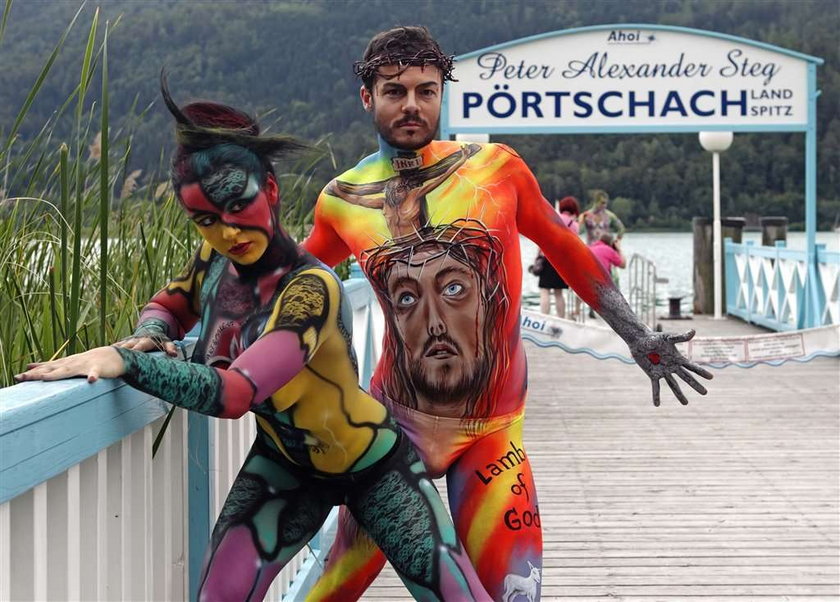 Niesamowity bodypainting!