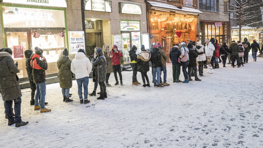 Kolejka do Góraleczki robi wrażenie. Tłumy w Zakopanem