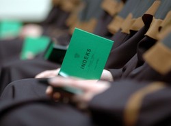 Papierowe indeksy trafią do lamusa?