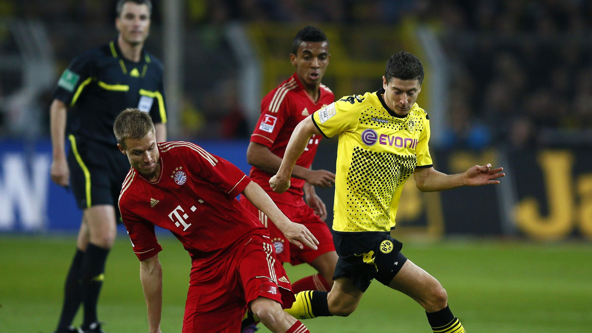 Borussia Dortmund wygrała 1:0 z Bayernem Monachium, a bramkę na wagę trzech punktów zdobył Robert Lewandowski. Po tym meczu doceniono wkład polskiego napastnika, przyznając mu najwyższą notę. Wysokie oceny za swoje występy zebrali także Jakub Błaszczykowski i Łukasz Piszczek.