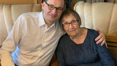 Mama Mateusza Morawieckiego skończyła 90 lat. Wzruszające życzenia premiera. "Żadne słowa nie mogą oddać tego, co czuje moje serce"
