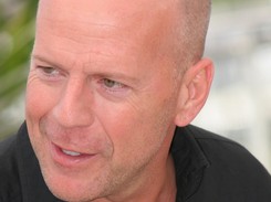 Bruce Willis i Jesse Eisenberg przyłapani na planie u Woody'ego Allena