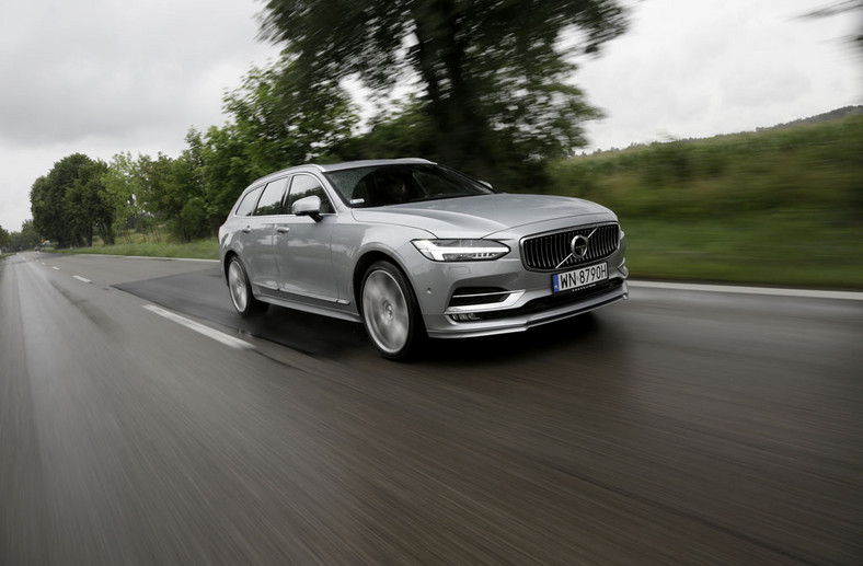 Volvo V90 D5 AWD - czy to najlepsze kombi w klasie?