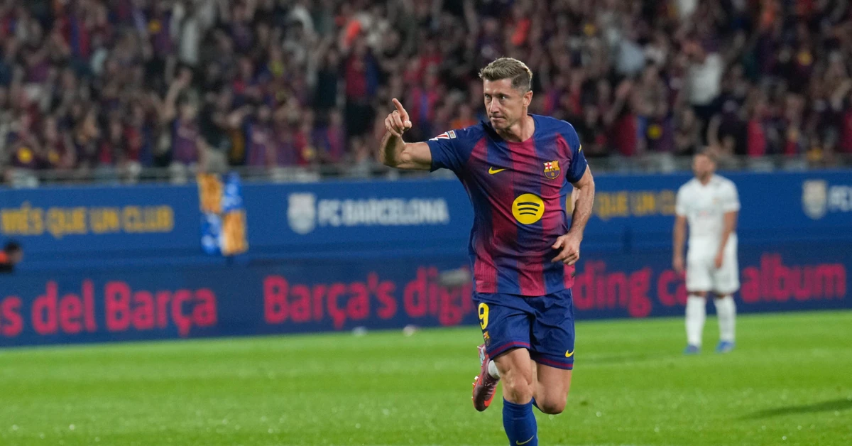 Robert Lewandowski pokazał, iż przez cały czas jest wielki. W meczu z Valencią strzelił dwa kapitalne gole