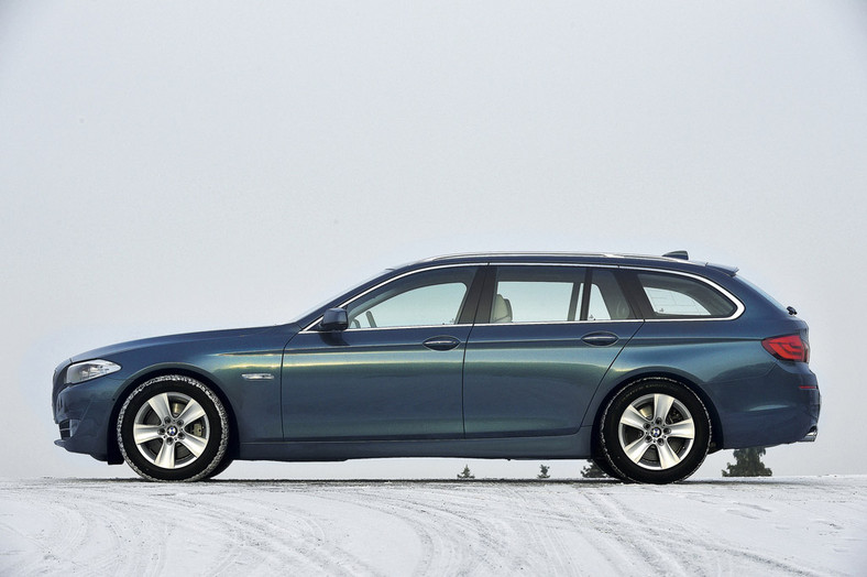 BMW 530d Touring kontra Jaguar XF Sportbrake: luksusowe kombi dla rodziny