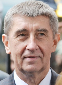 Czeski premier ostrzega przed zamykaniem wewnętrznych granic w UE