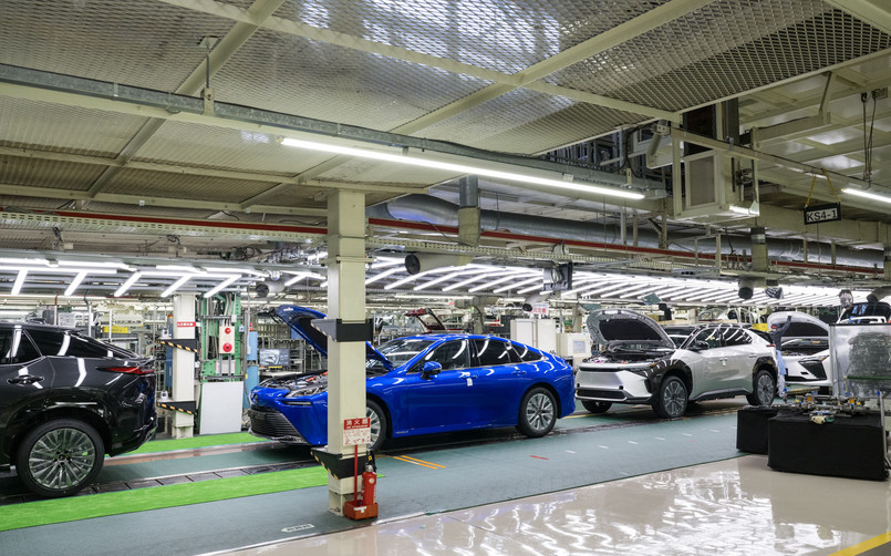 Toyota wdraża innowacyjne procesy produkcyjne. Nowy typ baterii coraz bliżej