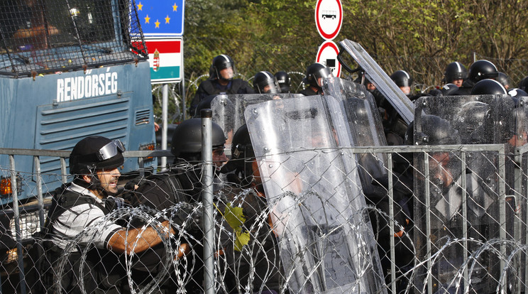 Hónapokon belül összeomolhat Schengen/Fotó-Fuszek Gabor