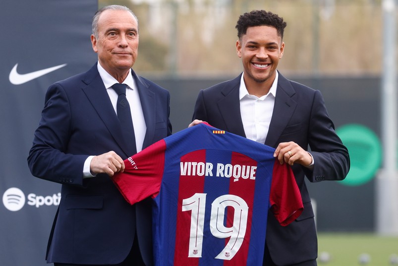 Vitor Roque oficjalnie zaprezentowany przez Barcelonę