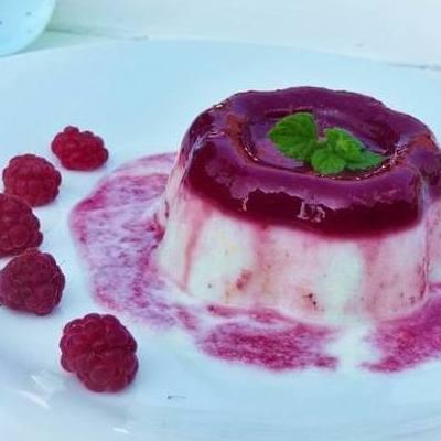 Citromos-málnás panna cotta