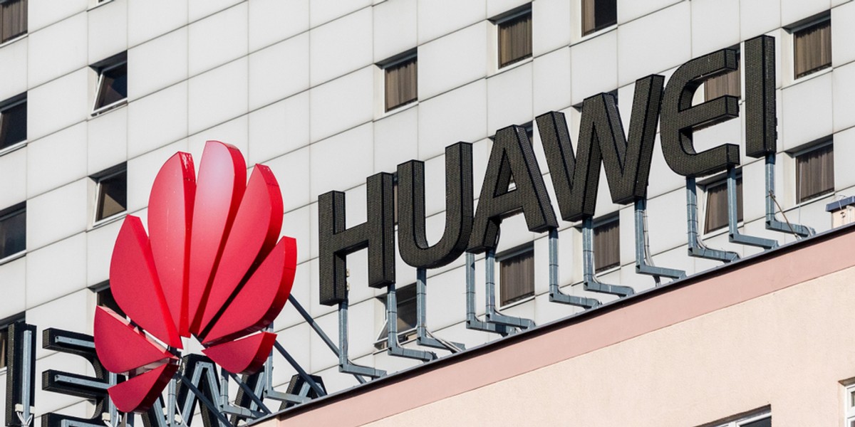 Huawei uzależnia plany inwestycyjne w Polsce od udziału w budowie infrastruktury łączności 5G. Firma planuje jednak przeznaczyć na rozwój inwestycji nad Wisłą 3 mld złotych w ciągu kolejnych pięciu lat.