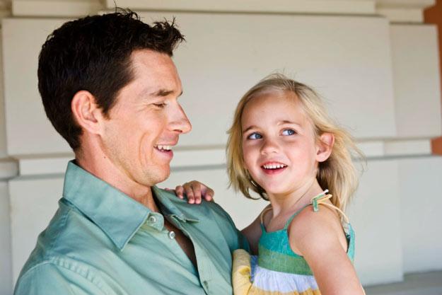 8 Dolog Amit Egy Apának Meg Kell Tanítania A Lányának Blikk Rúzs
