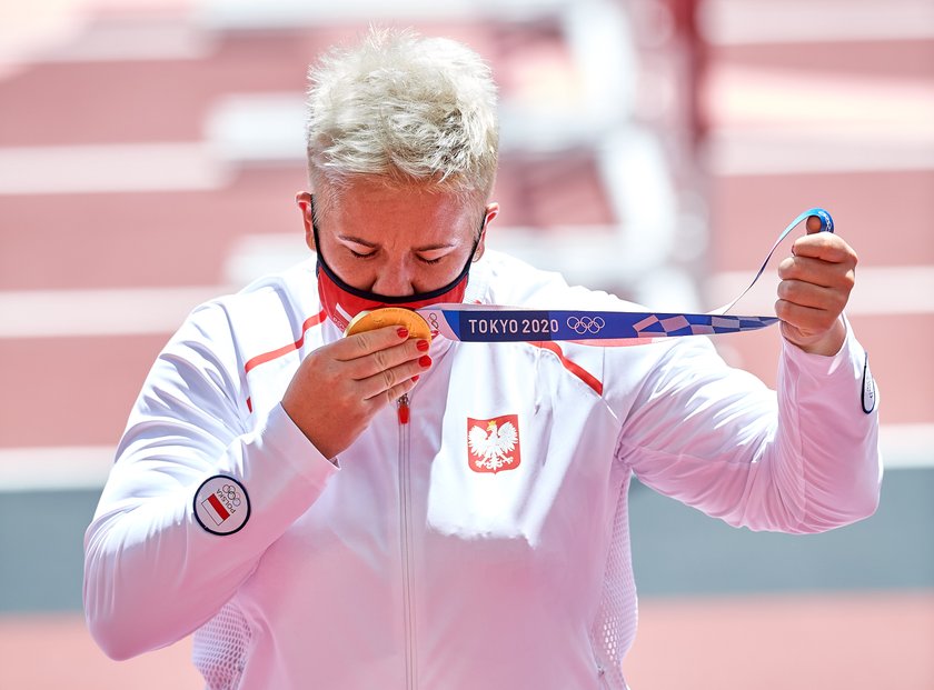 Tokio 2020. Anita Włodarczyk odebrała złoty medal. Fakt ...