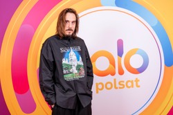 Jest jurorem w "Must be the music". Bilety na jego koncerty słono kosztują