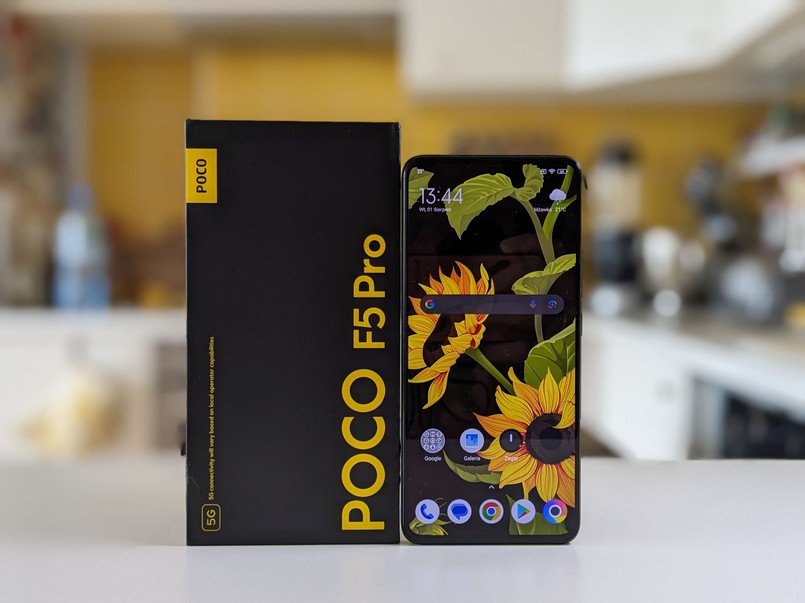 POCO F5 Pro