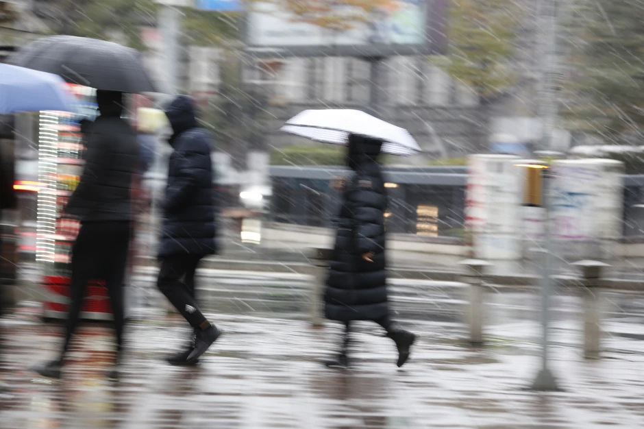 Do petka će biti oblačno, hladno i sa padavinama, a za kraj nedelje i vikend očekuje se poboljšanje i malo toplije