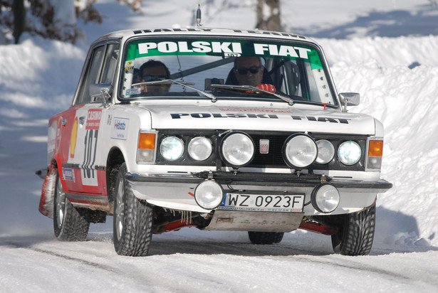 Ale impreza! Ferrari, Porsche, Fiat, Polonez i syn byłego premiera