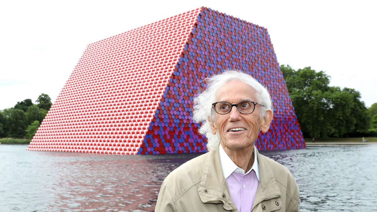 Najnowsza instalacja Christo - "The London Mastaba"