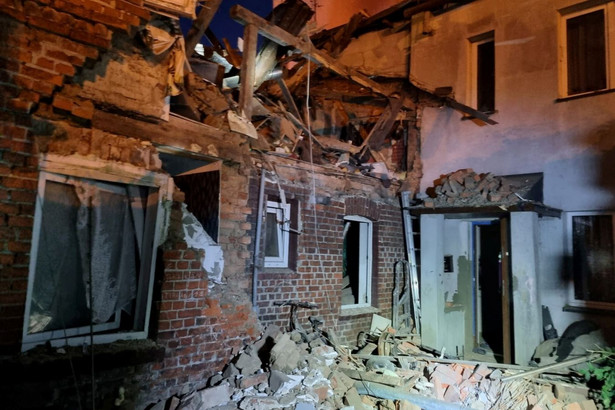 Miejsce wybuchu gazu w jednorodzinnym budynku mieszkalnym w Chełmży