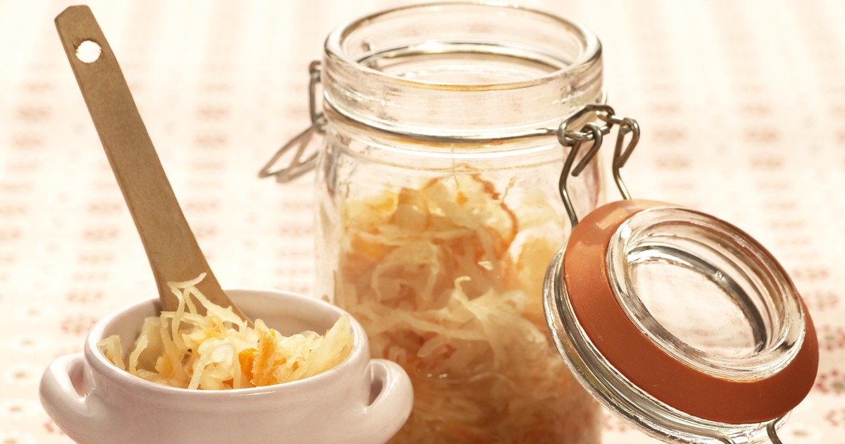 Wybuch słoika z kapustą kiszoną? Tak nie zniszczycie kuchni i nie zostaniecie poranieni szkłem