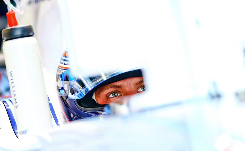 8. Valtteri Bottas (Williams Mercedes) 1.30,920 (38)