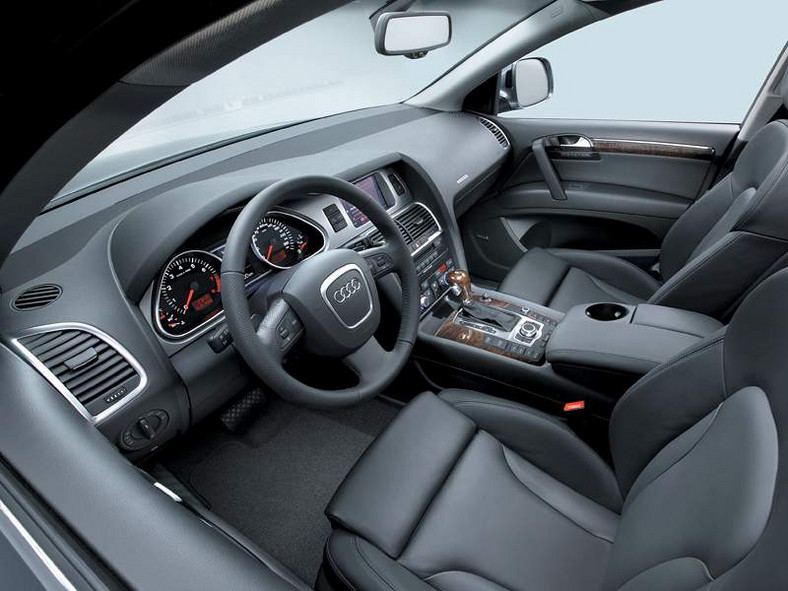 Audi Q7 otrzyma nowy silnik 3,6 V6 (280 KM)