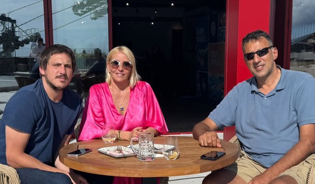 Ana i Vlade Divac sa sinom 