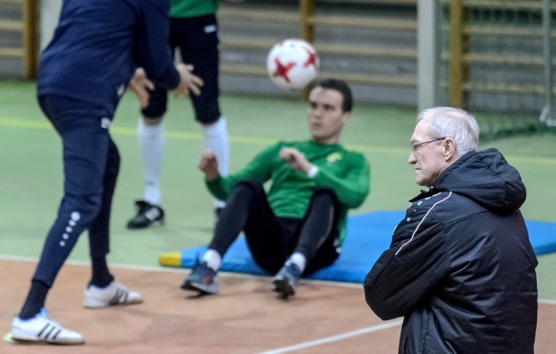 Piłkarze Górnika Łęczna podczas treningu