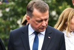 "Po raz kolejny nie sprostał zadaniu. Czas, by minister Błaszczak podał się do dymisji"