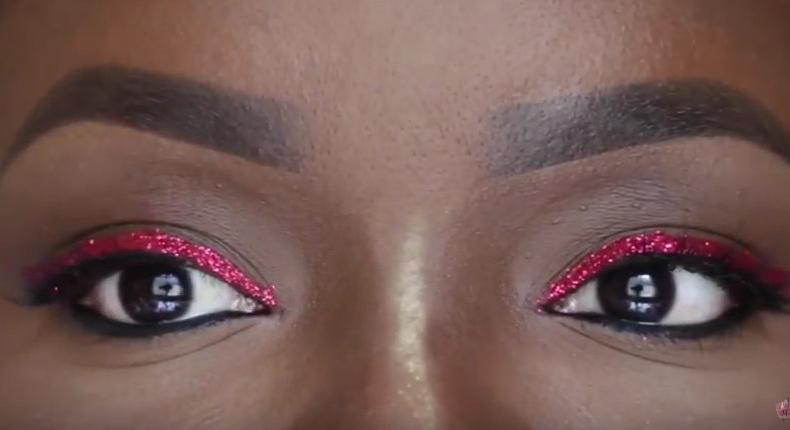 Tolu Fagbayi of Rouge Addiction does a stunning Valentine's day makeup