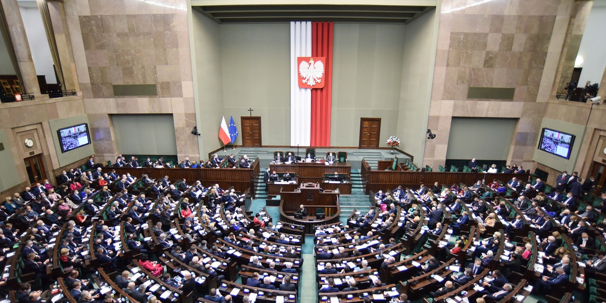 Władimir Putin uznany zbrodniarzem wojennym. Sejm określił działania Rosji w Ukrainie mianem ludobójstwa i zbrodni wojennych. 