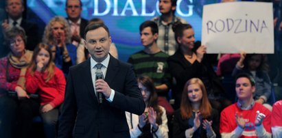 Sztab Komorowskiego oskarża: Duda ukradł hasła Komorowskiego