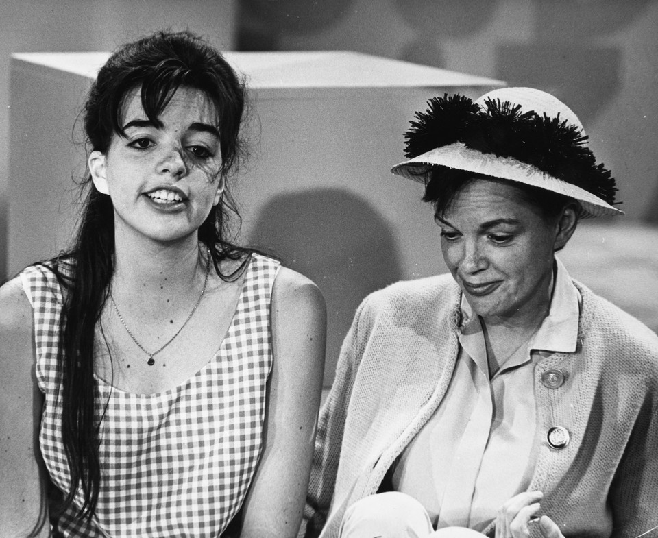 Liza Minnelli z matką, Judy Garland ok. 1960 r.