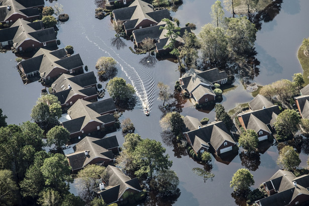 Domy zalane w wyniku huraganu Florence w Wallace w Karolinie Północnej