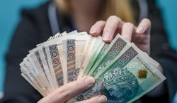 Ważny zasiłek idzie w górę. Od 2026 roku ZUS wypłaci 7000 zł