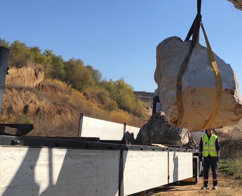 Prenos kamena sa Fruške Gore