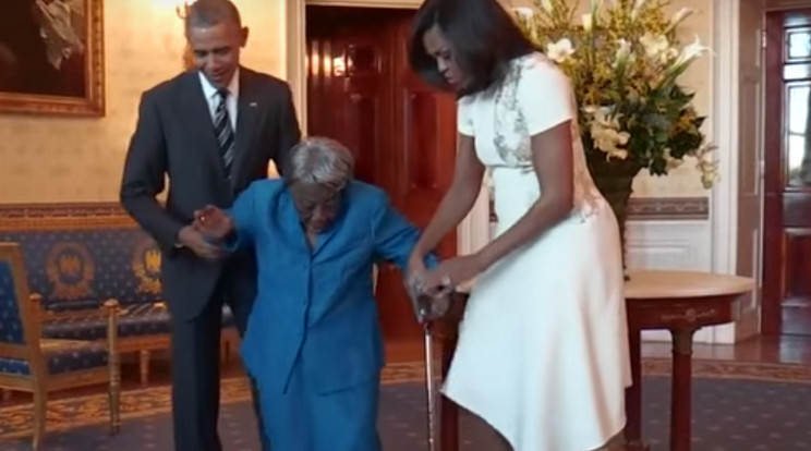 Együtt táncolt Obama és felesége a 106 éves Virginia McLaurinnel / Fotó: Youtube
