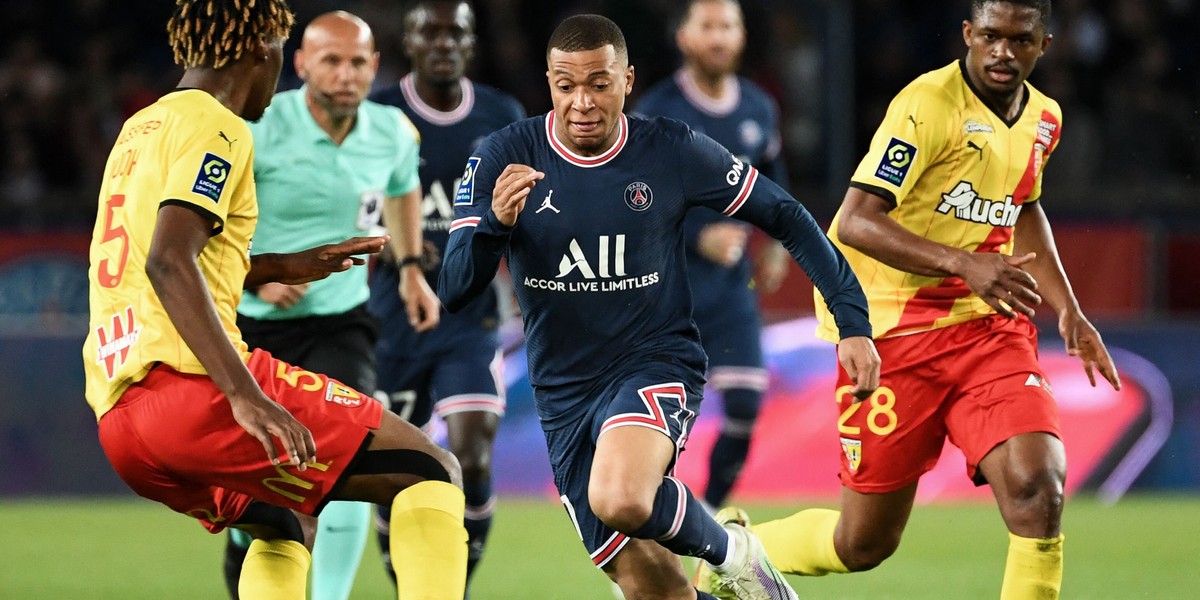 Kylian Mbappe przedłużył umowę z PSG.