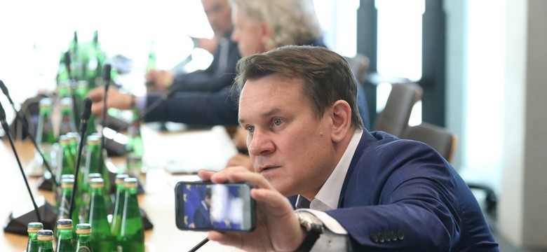 Tarczyński: Wzywam kłamcę Tuska, załóżmy się... W tle Pegasus i inwigilacja