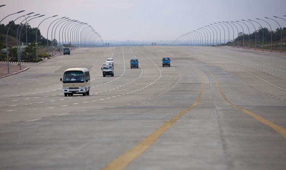 Naypyidaw, puste ulice