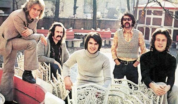 Zdravko Čolić u "Korni grupi"