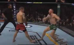 To musiało boleć. Conor McGregor złamał nogę w trakcie walki [WIDEO]