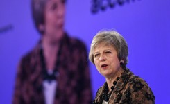 Theresa May: Brexit to koniec uprzywilejowania dla migrantów z UE